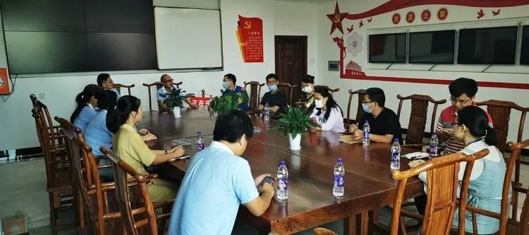 助力教學 沖刺高考——海南華僑中學、?？邳S岡金盤高級中學舉行高考備考研討會