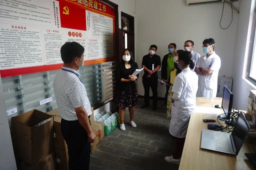 省教育廳韓主任一行蒞臨黃岡金盤高級中學(xué)開展2020春季開學(xué)復(fù)課專項檢查工作 省教育廳韓主任一行蒞臨黃岡金盤高級中學(xué)開展2020春季開學(xué)復(fù)課專項檢查工作