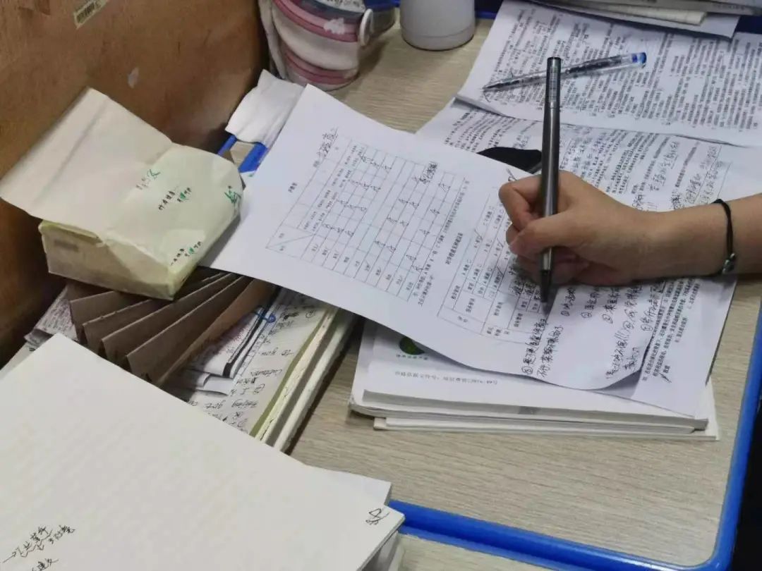 以評促教 教學(xué)相長 ?？邳S岡金盤高級中學(xué)開展學(xué)生民主評教調(diào)查活動