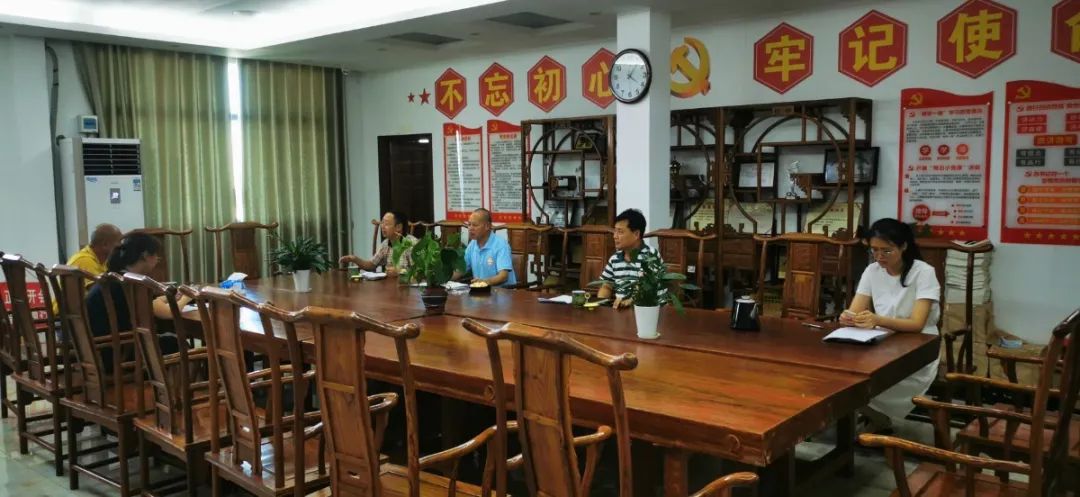 護(hù)航“開學(xué)季”——?？邳S岡金盤高級(jí)中學(xué)迎2020秋季開學(xué)督導(dǎo)檢查