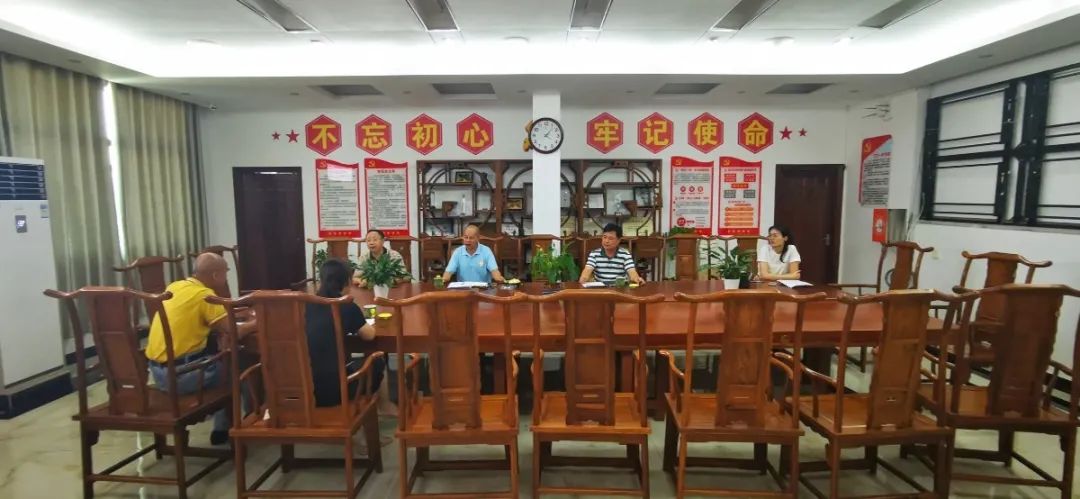 護(hù)航“開學(xué)季”——?？邳S岡金盤高級(jí)中學(xué)迎2020秋季開學(xué)督導(dǎo)檢查