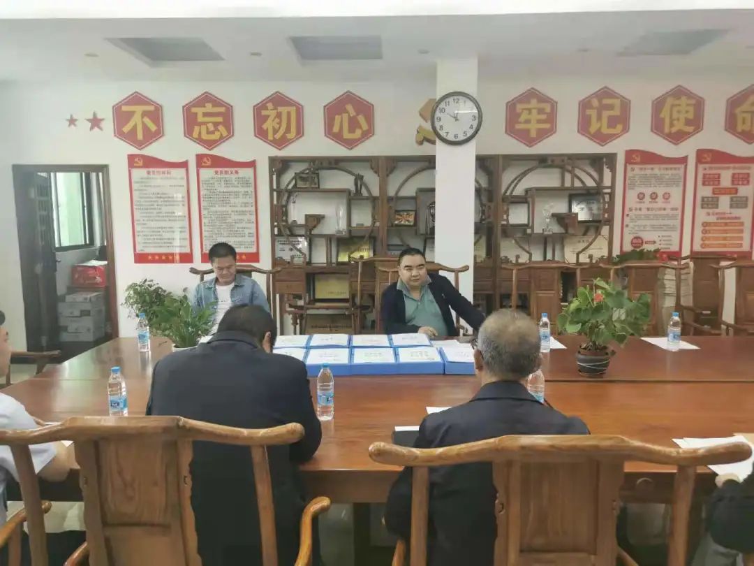護(hù)航“開學(xué)季”——?？邳S岡金盤高級(jí)中學(xué)迎2021春季開學(xué)督導(dǎo)檢查