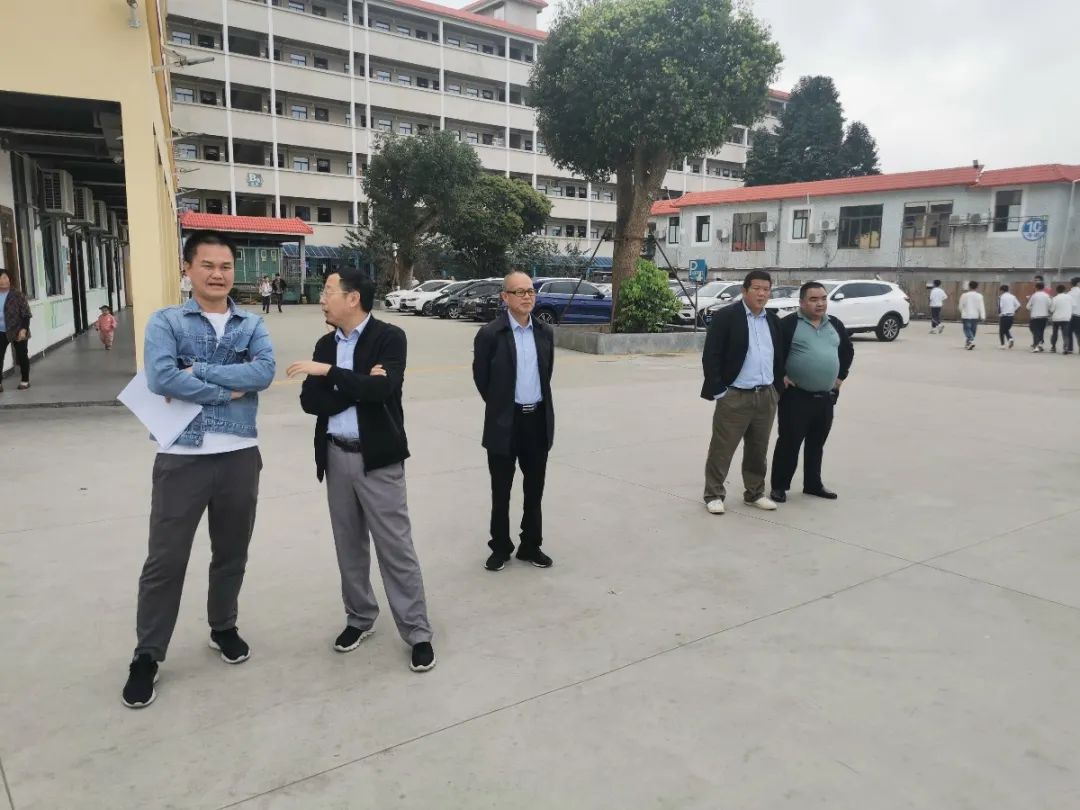 護(hù)航“開學(xué)季”——海口黃岡金盤高級(jí)中學(xué)迎2021春季開學(xué)督導(dǎo)檢查