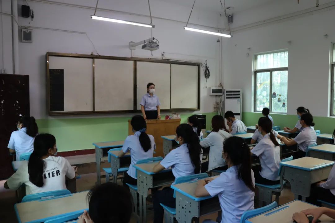 以練促防——?？邳S岡金盤高級中學(xué)開學(xué)及疫情防控應(yīng)急演練