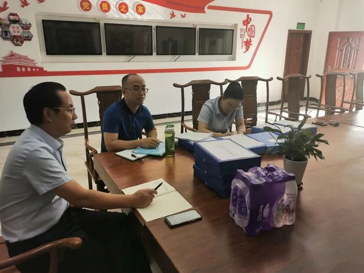 【校園動態(tài)】有效減負，協(xié)同發(fā)展——?？邳S岡金盤高級中學迎接責任督學督導“雙減”和“五項管理”工作